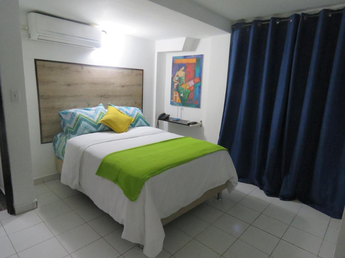 SERENADE Lodging Rooms Panama City Eksteriør billede