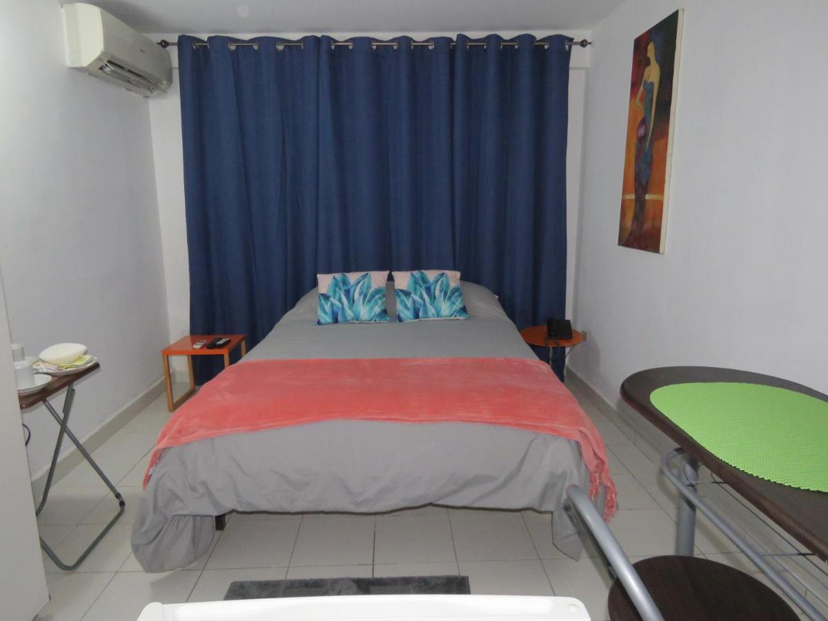 SERENADE Lodging Rooms Panama City Eksteriør billede